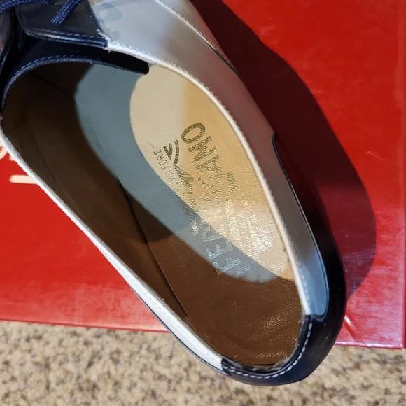 Vtg Salvatore Ferragamo Black and White Oxfords - Picture 3 of 9